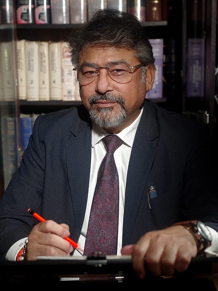 Mr. Ravi Chawla
